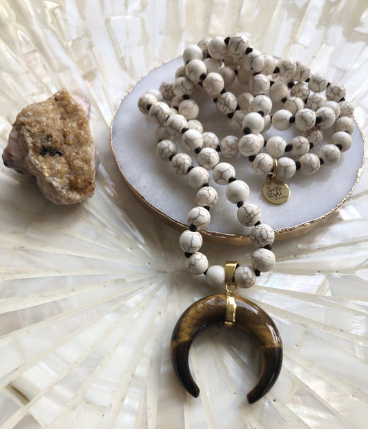 Horn and Howlite Necklace